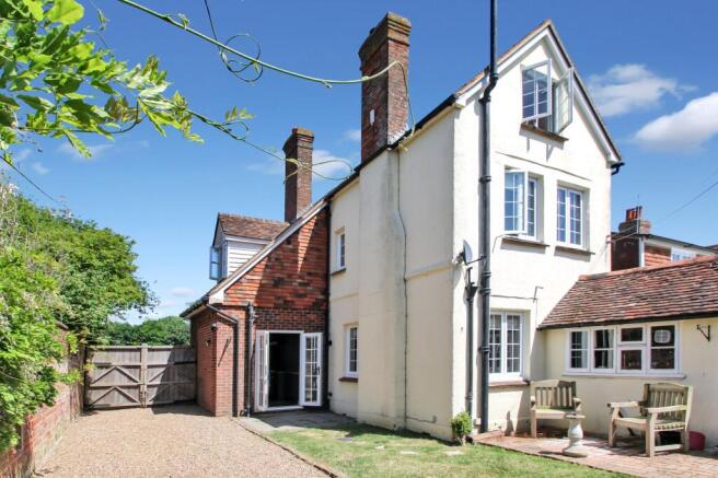 4 bed property, in Regent Street, £595,000