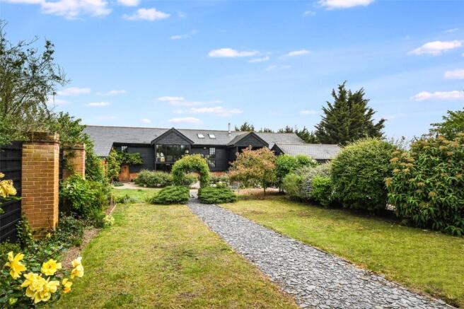 4 bed property, in Hollies Road, £1,150,000