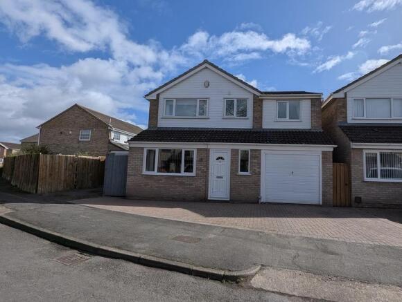 4 bed property, in Emerson Road, £290,000