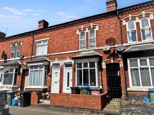 2 bed property, in Sabell Road, £160,000