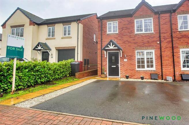 3 bed property, in Milford Close, £235,000