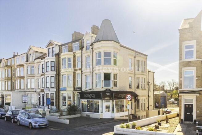 5 bed property, in Marine Road East, £495,000