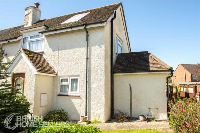 3 bed property, in Westergate Street, £325,000