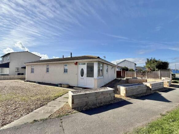 2 bed property, in 2, £120,000
