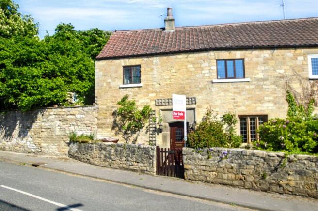 2 bed property, in Chase Cottage, £280,000