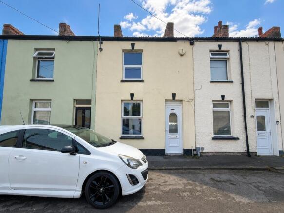 2 bed property, in Cuthbert Street, £159,950