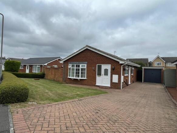 2 bed property, in South Vale, £310,000