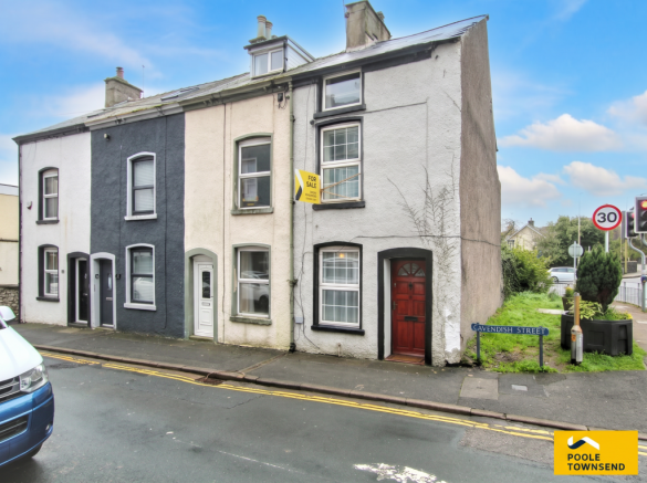 2 bed property, in Cavendish Street, £160,000