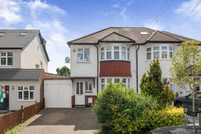 3 bed property, in Cambridge Road, £679,950