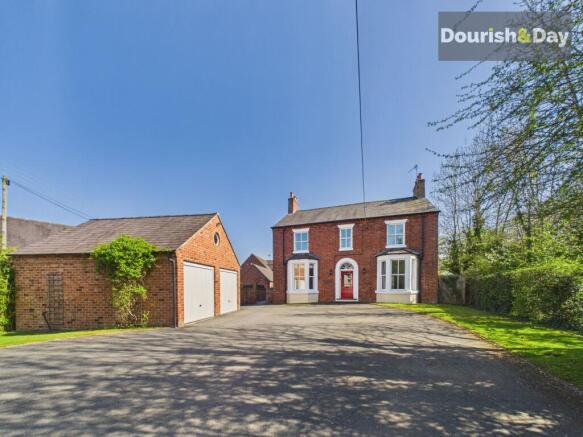 5 bed property, in Newport Road, £600,000