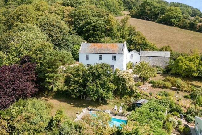 5 bed property, in Axmouth, £1,495,000
