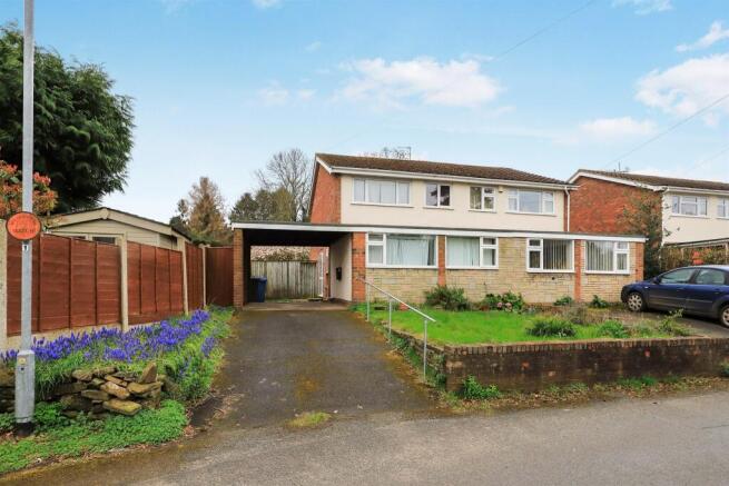 3 bed property, in Deansfield Road, £295,000