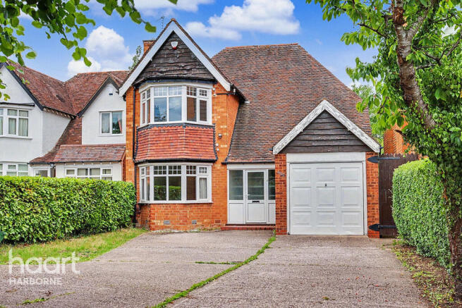 4 bed property, in Warwick Road, £650,000