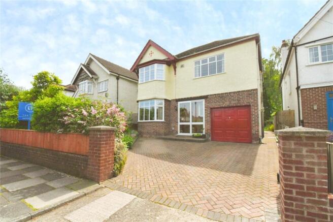 4 bed property, in Hilary Drive, £585,000