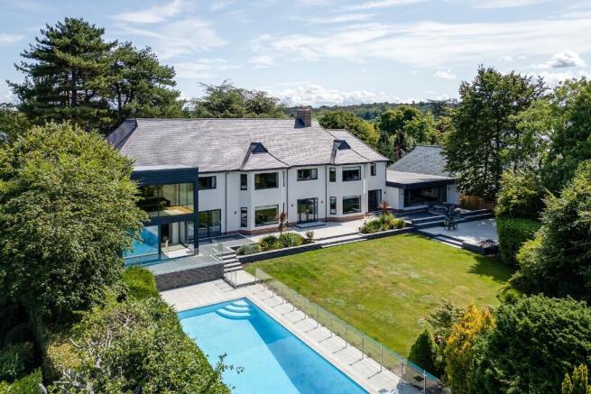 6 bed property, in Greenacre, £2,890,000