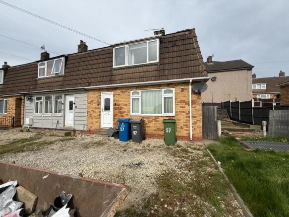 3 bed property, in 57 Houldsworth Drive, £55,000