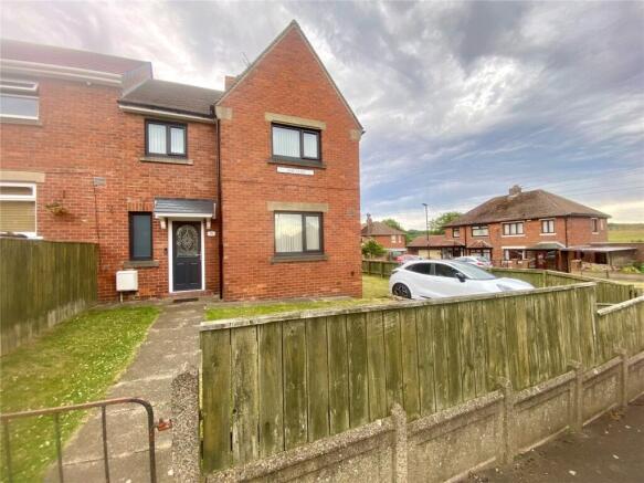 3 bed property, in The Leas, £140,000