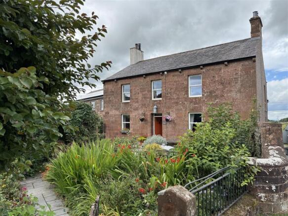 4 bed property, in Milburn, £449,950