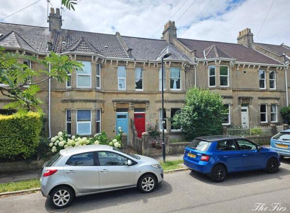 3 bed property, in The Firs, £650,000