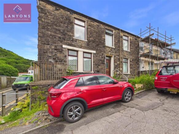 4 bed property, in Salem Terrace, £164,995