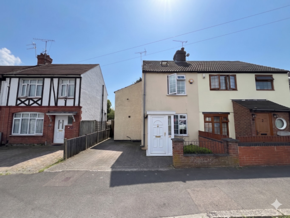 3 bed property, in Blundell Road, £315,000