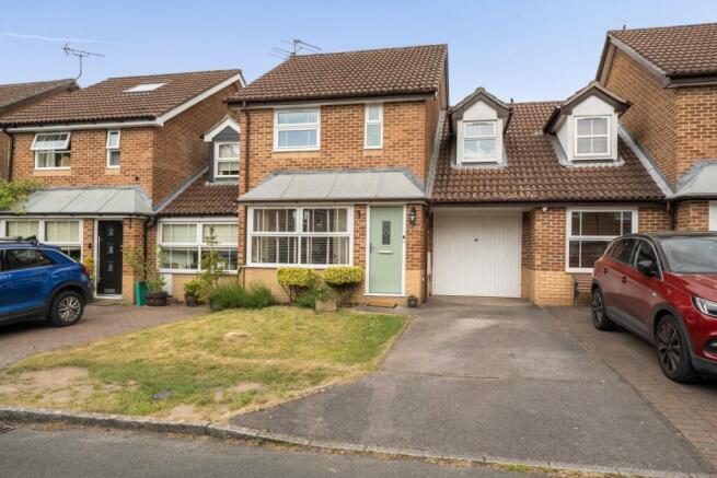 3 bed property, in Allee Drive, £365,000