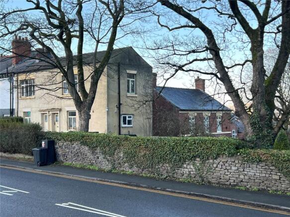 4 bed property, in Buxton Road, £825,000