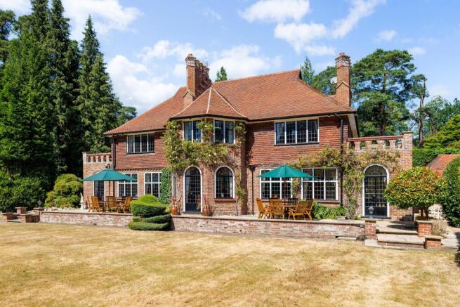 5 bed property, in Wellington Avenue, £3,250,000