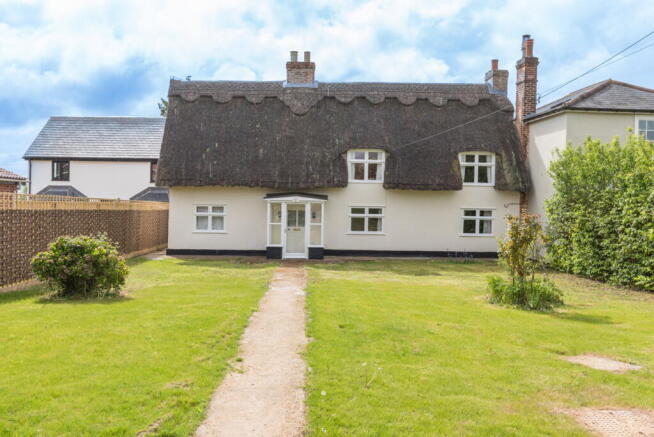 3 bed property, in The Cottage, £265,000