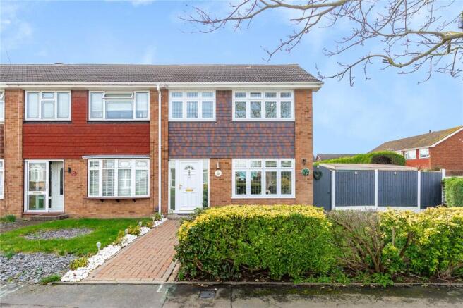 3 bed property, in Hawkinge Way, £500,000