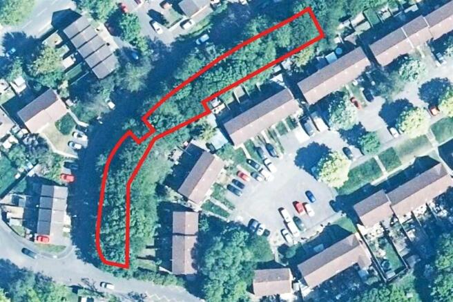 Land, in Silverbank, £5,000