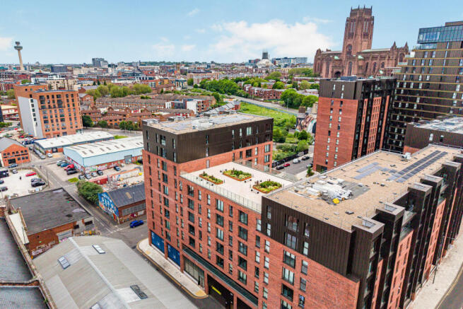2 bed property, in Greenland Street, £200,000