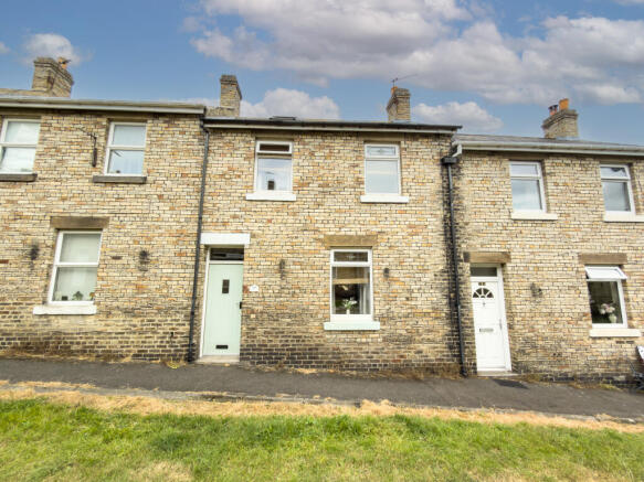2 bed property, in 36 Margaret Terrace, £70,000