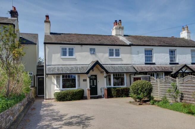 2 bed property, in Sundial Cottage, £375,000