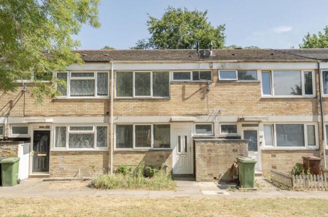 3 bed property, in Lincoln Way, £170,000