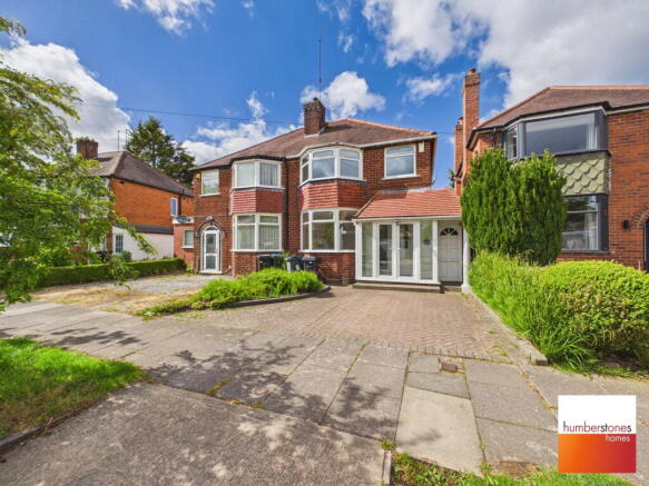 3 bed property, in Glyn Farm Road, £285,000