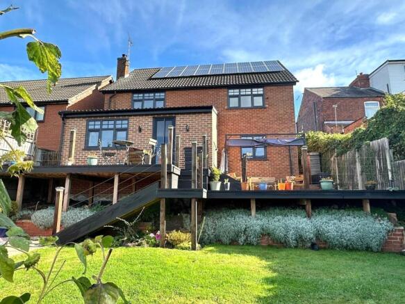 4 bed property, in Talbot Street, £400,000