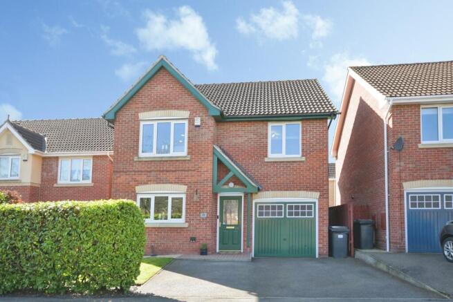 4 bed property, in Chambers Valley Road, £395,500