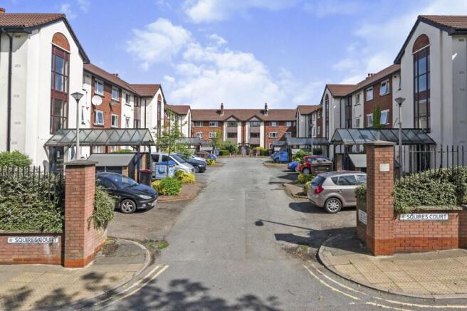 3 bed property, in Canterbury Gardens, £100,000