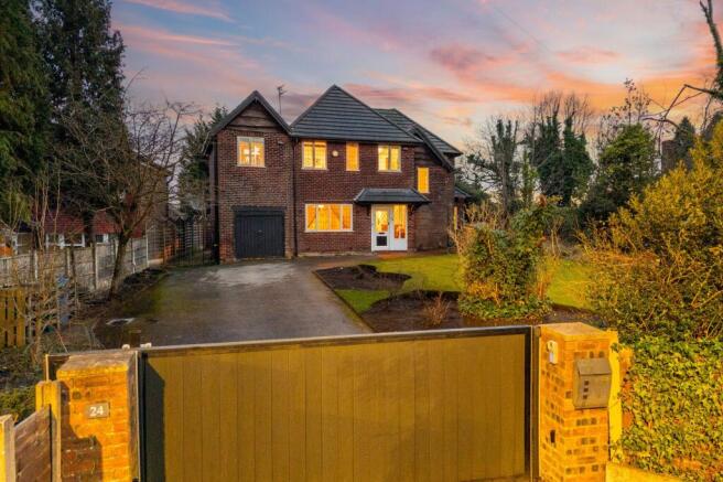 4 bed property, in Sheepfoot Lane, £900,000