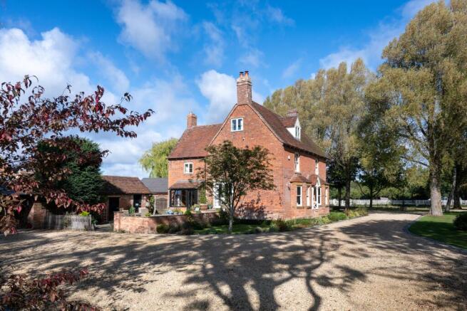4 bed property, in Old School Lane, £1,650,000