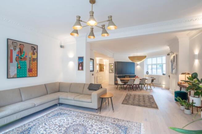 4 bed property, in Eton Court, £1,600,000