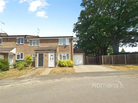 2 bed property, in Severn Close, £400,000