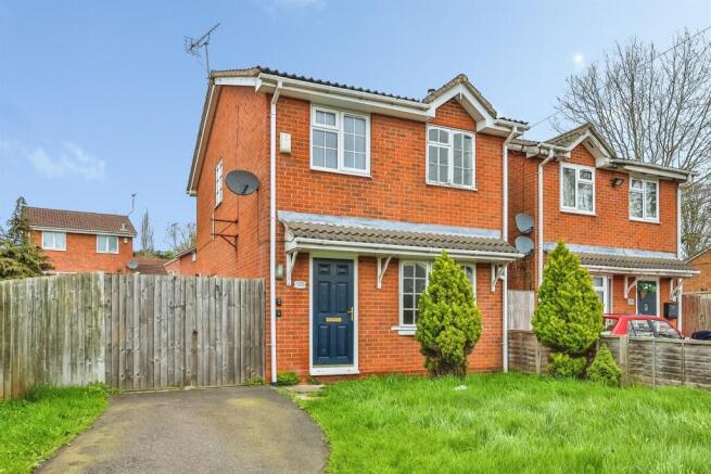 3 bed property, in Basford Road, £200,000
