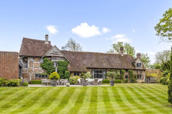 6 bed property, in Henfield, £1,500,000