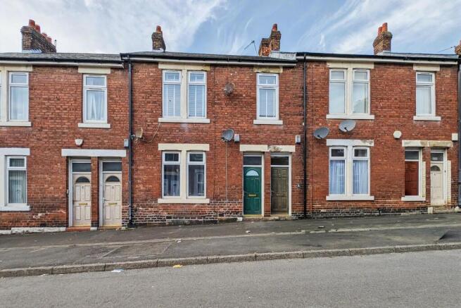 2 bed property, in Barrasford Street, £25,000