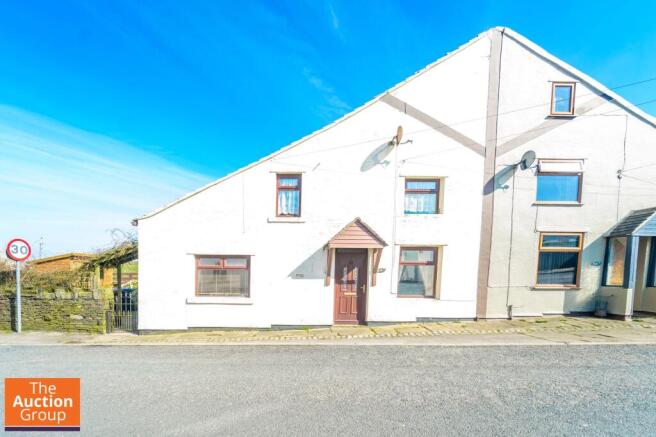 2 bed property, in Belthorn Road, £100,000