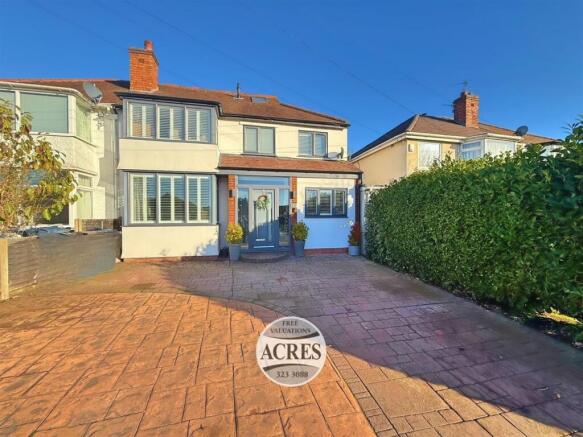 4 bed property, in Grange Lane, £550,000