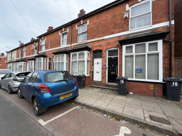 2 bed property, in Gough Road, £165,000