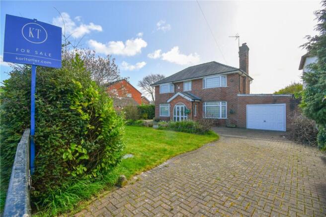 3 bed property, in Red Lion Lane, £475,000